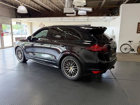 Used 2014 Porsche Cayenne GTS AWD/4WD image 6