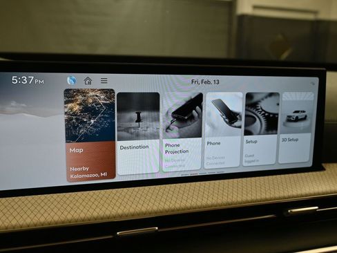 Used 2025 Genesis GV80 3.5T Prestige image 28