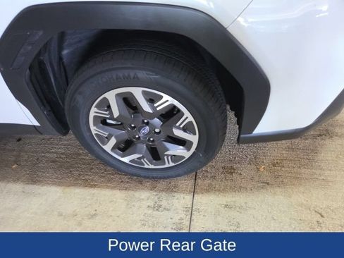Used 2026 Subaru Forester Premium AWD/4WD image 12