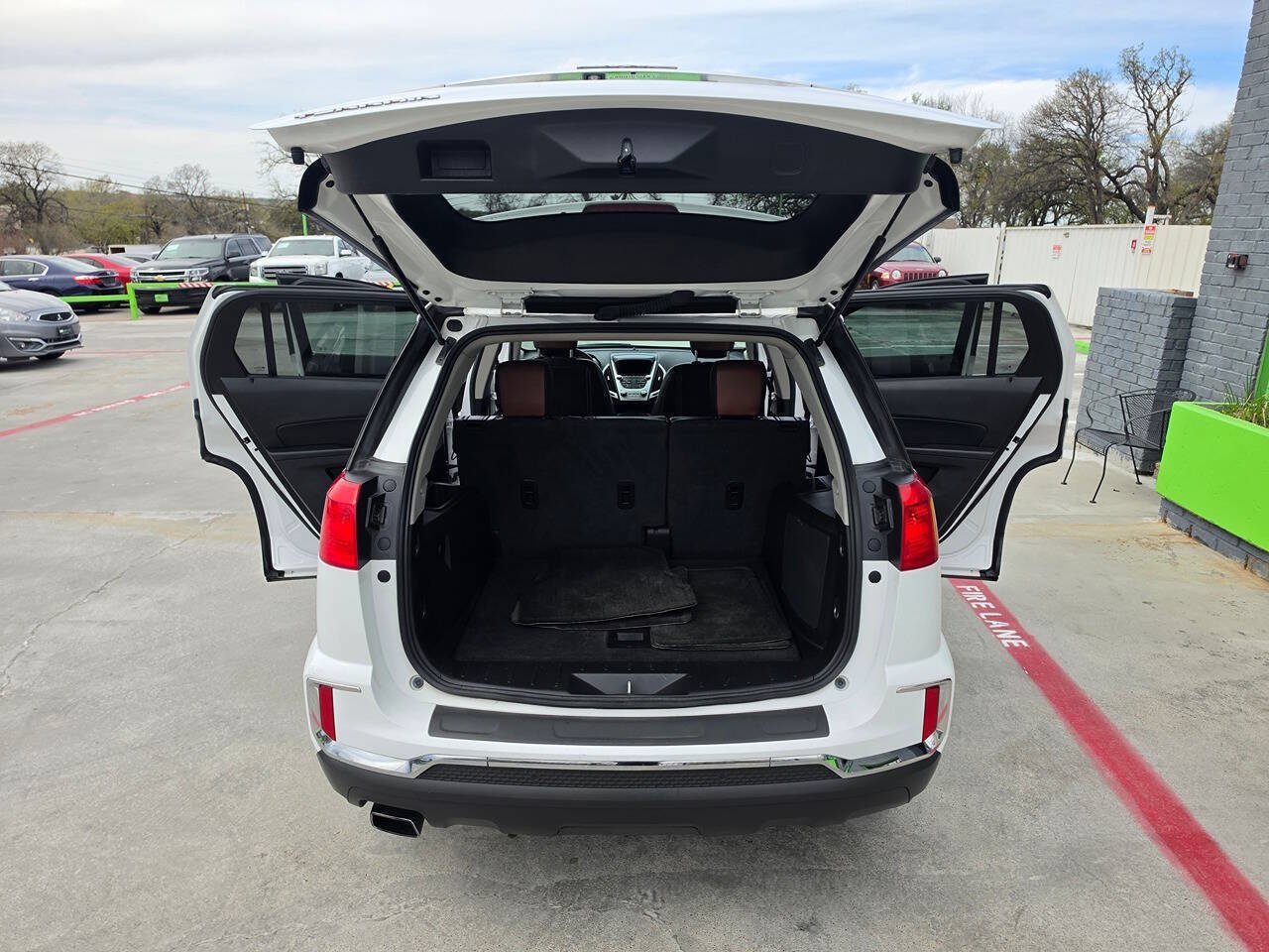 Used 2017 GMC Terrain SLT FWD image 27
