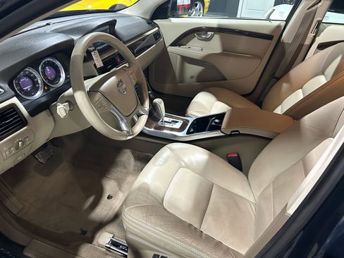 Used 2012 Volvo XC70 3.2 image 10