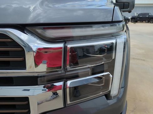 Used 2024 Ford F150 King Ranch w/ FX4 Off-Road Package image 9