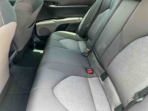 Used 2023 Toyota Camry LE FWD image 18