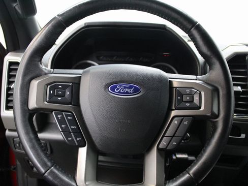 Used 2020 Ford Expedition XLT image 35
