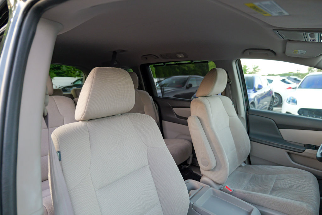 Used 2013 Honda Odyssey EX image 37