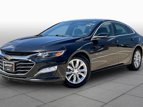 Used 2021 Chevrolet Malibu LT FWD image 1