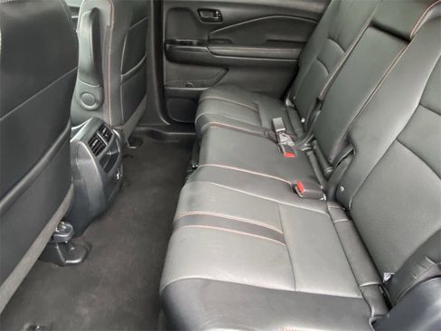 Used 2022 Honda Passport TrailSport image 18