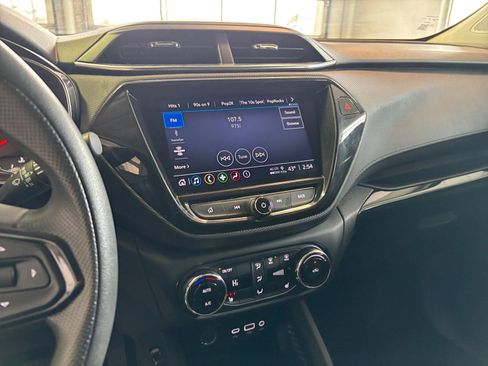 Used 2023 Chevrolet TrailBlazer LT w/ Convenience Package image 21