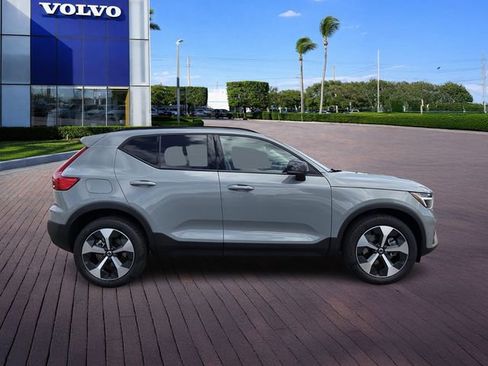 New 2026 Volvo XC40 B5 Plus w/ Protection Package Premier AWD/4WD image 8