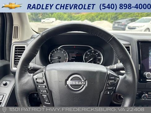 Used 2024 Nissan Frontier SV w/ SV Convenience Package image 15