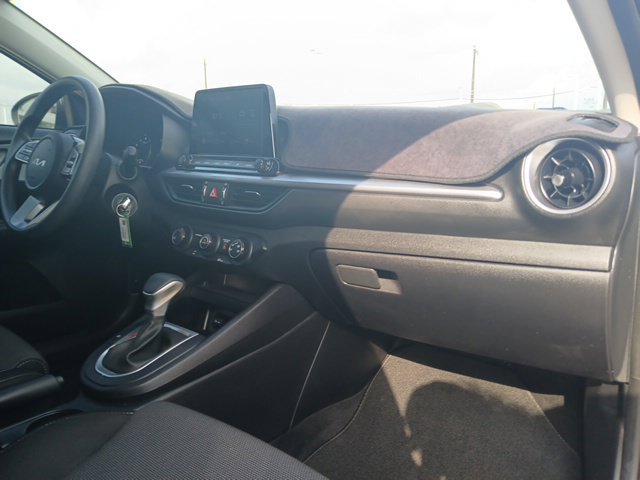 Used 2024 Kia Forte LXS w/ LXS Technology Package FWD image 14