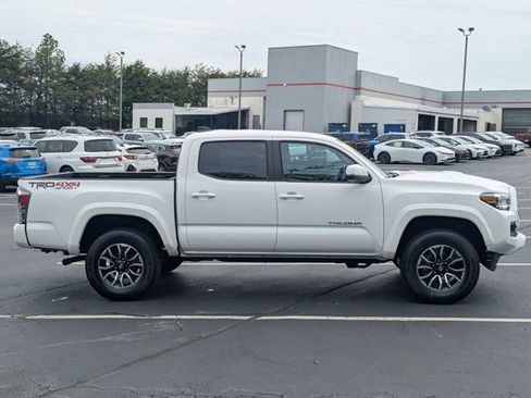 Used 2023 Toyota Tacoma TRD Sport w/ Advanced Technology Package AWD/4WD image 8