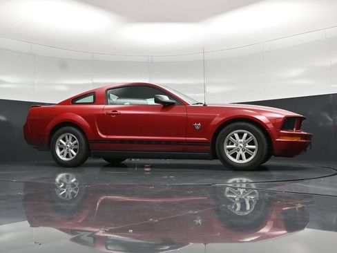 Used 2009 Ford Mustang Coupe RWD image 41