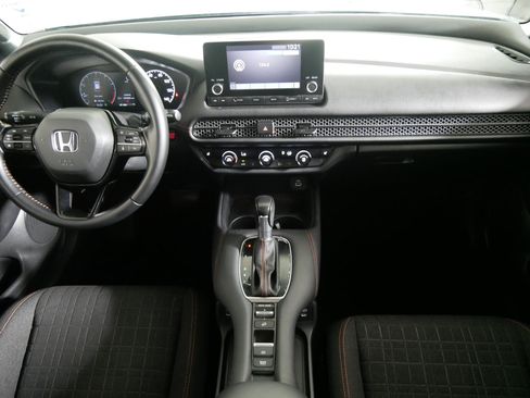 Used 2025 Honda HR-V Sport image 10
