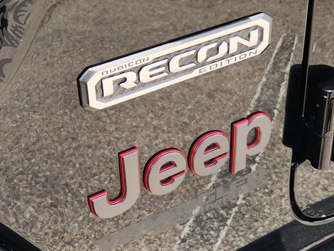 Used 2020 Jeep Wrangler Unlimited Rubicon w/ Quick Order Package 28Y Recon AWD/4WD image 8