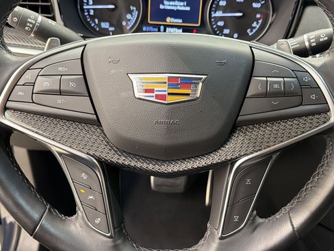 Used 2024 Cadillac XT5 Sportv w/ Technology Package AWD/4WD image 16