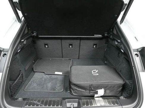 New 2025 Porsche Macan 4S Electric image 37