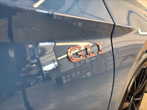 New 2026 Volkswagen Jetta GLI Autobahn FWD image 9