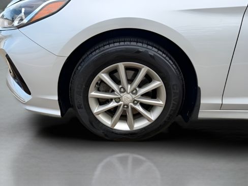 Used 2019 Hyundai Sonata SE FWD image 33