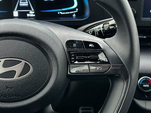 Used 2025 Hyundai Elantra Sport w/ Cargo Package FWD image 23