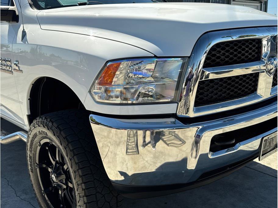 Used 2014 RAM 2500 SLT AWD/4WD image 9