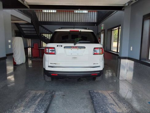 Used 2014 GMC Acadia SLT AWD/4WD image 12