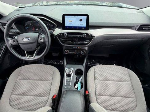 Certified 2021 Ford Escape SE w/ Convenience Package FWD image 3