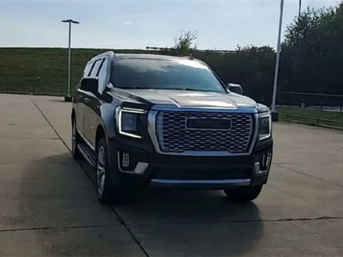 Certified 2024 GMC Yukon XL Denali w/ Max Trailering Package image 3