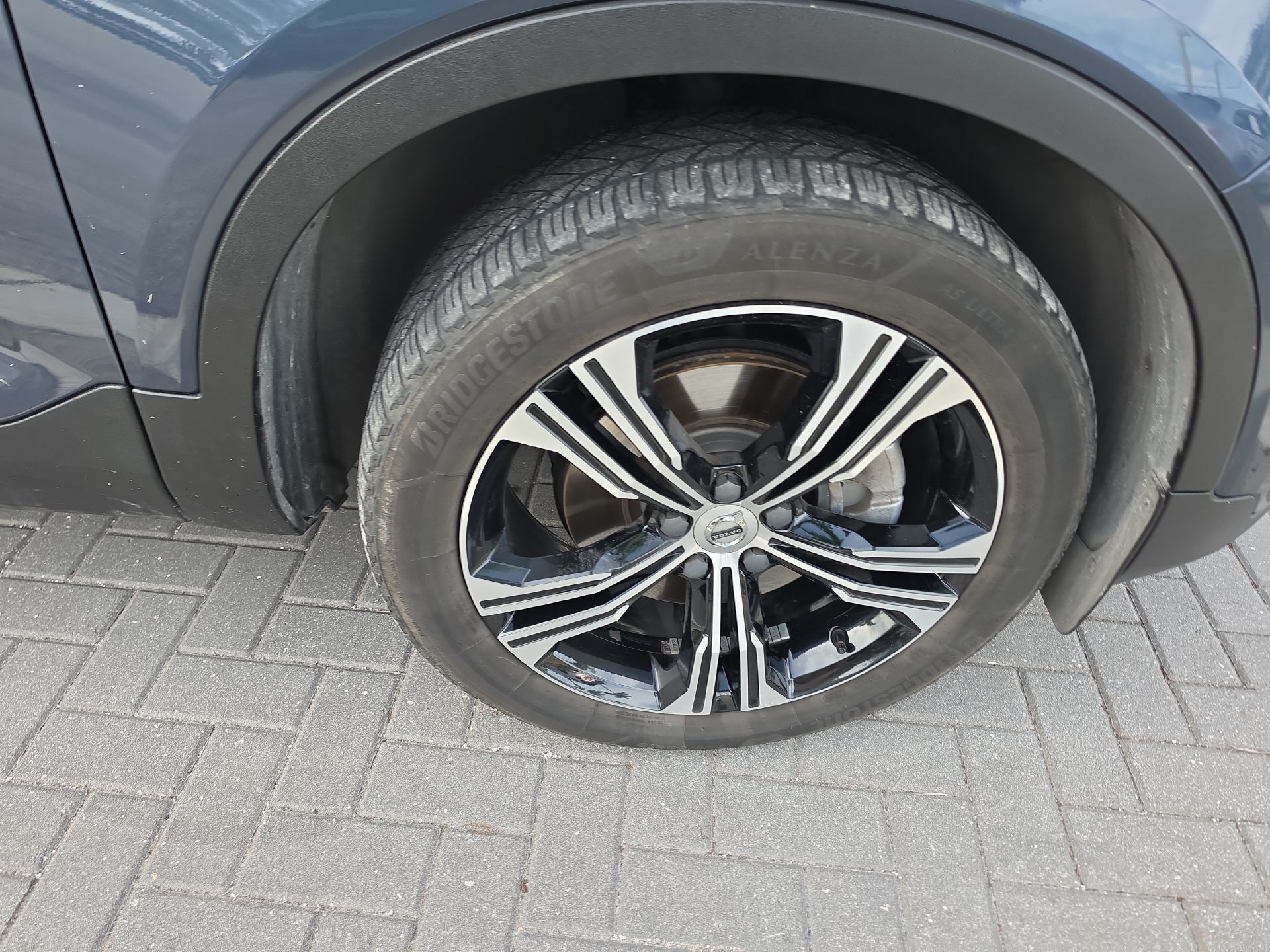 Used 2022 Volvo XC40 T5 Inscription AWD/4WD image 8