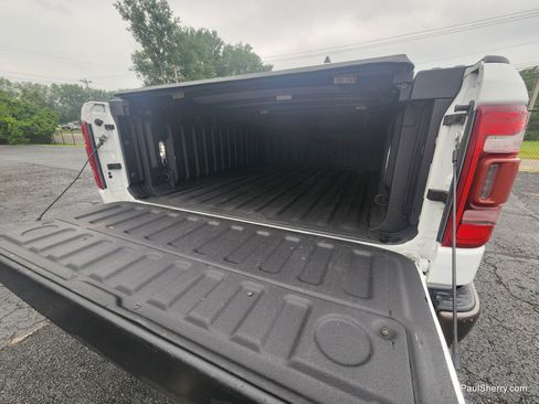 Used 2019 RAM 1500 Limited AWD/4WD image 16