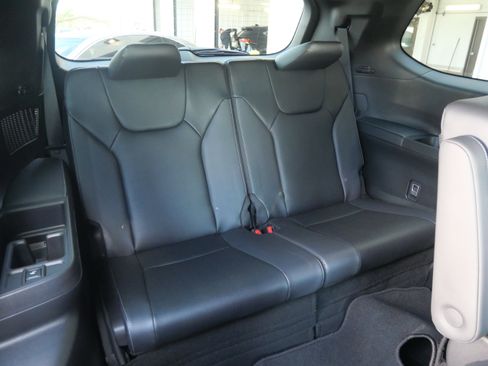 Used 2025 Lexus TX 500h AWD image 15