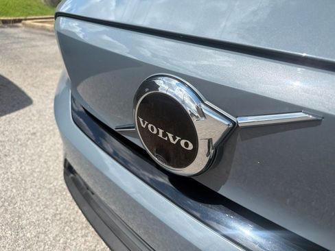 Certified 2023 Volvo C40 P8 Recharge Ultimate w/ Protection Package Premier AWD/4WD image 9
