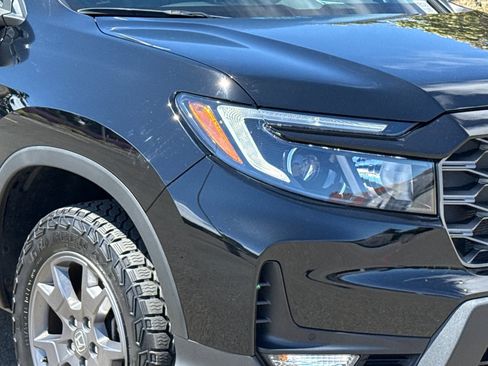 Certified 2024 Honda Passport TrailSport image 10