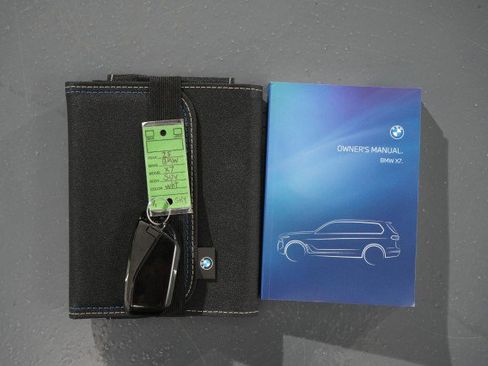 Used 2025 BMW X7 M60i image 78