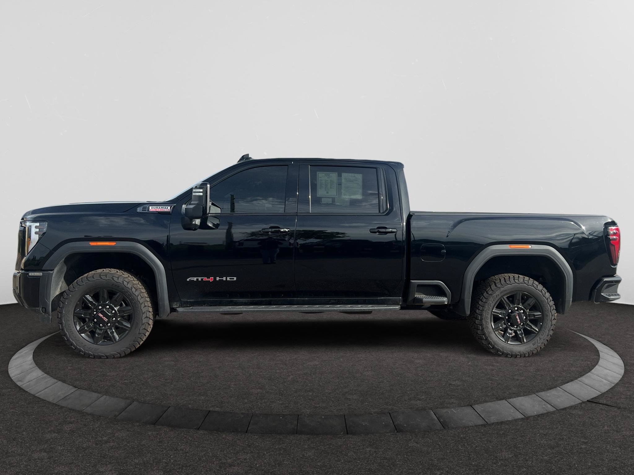 Used 2026 GMC Sierra 3500 AT4 w/ AT4 Premium Plus Package AWD/4WD image 1