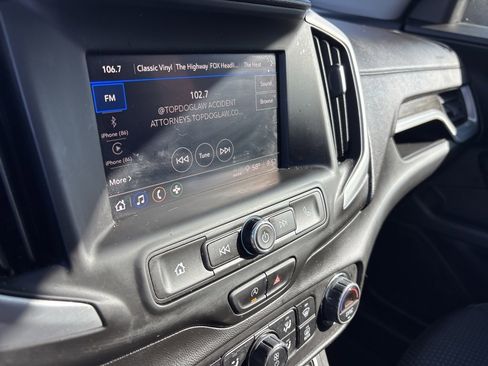 Used 2022 GMC Terrain SLE w/ Driver Convenience Package image 25