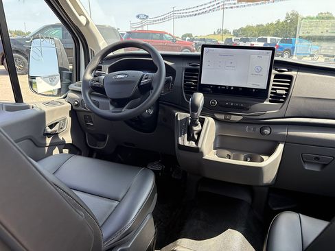 New 2026 Ford Transit 250 148 Medium Roof Extended AWD image 23