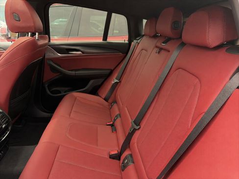 Used 2024 BMW X4 xDrive30i w/ M Sport Package AWD/4WD image 6