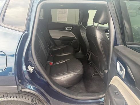 Used 2024 Jeep Compass Limited AWD/4WD image 11