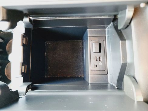 Used 2019 MAZDA CX-9 Touring image 23