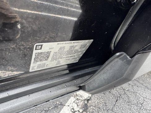 Used 2018 Chevrolet Traverse RS image 23