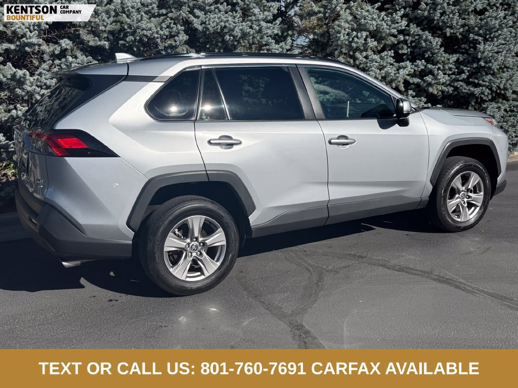 Used 2023 Toyota RAV4 XLE AWD/4WD image 9