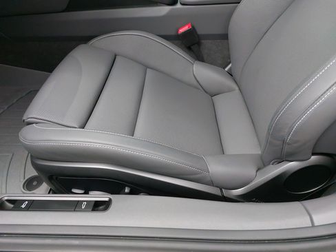 Certified 2024 Porsche 911 Carrera S RWD image 27