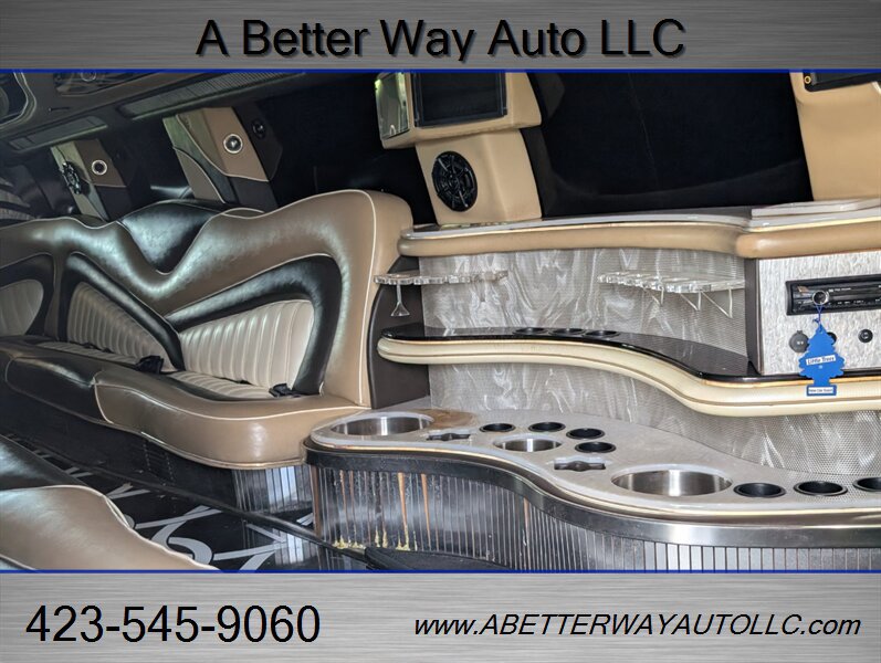 Used 2011 Ford F350 XLT w/ XLT Premium Pkg RWD image 17