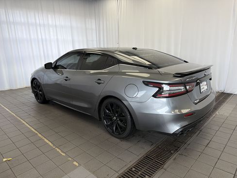 Used 2021 Nissan Maxima SR w/ Sport Mat Group FWD image 6