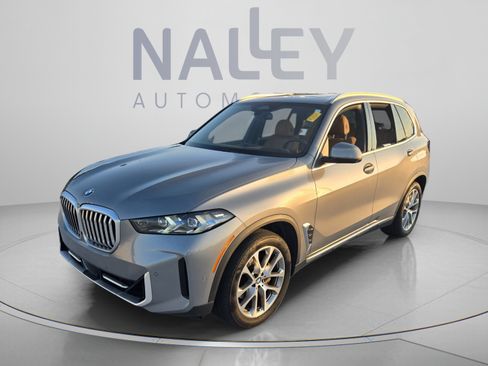 Used 2024 BMW X5 xDrive40i w/ Premium Package AWD/4WD image 1