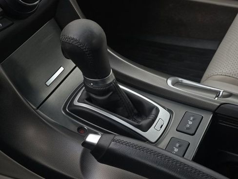 Used 2013 Acura TL w/ Technology Package FWD image 21
