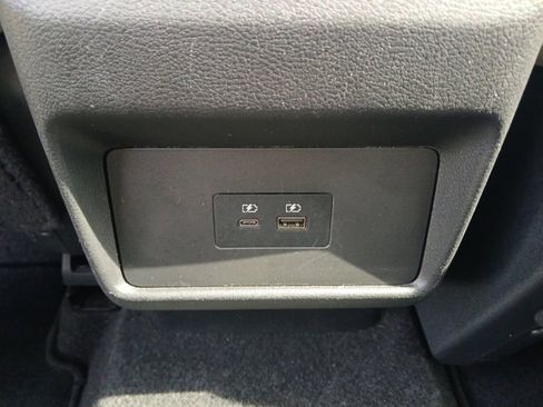 Used 2023 Nissan Rogue SV FWD image 11