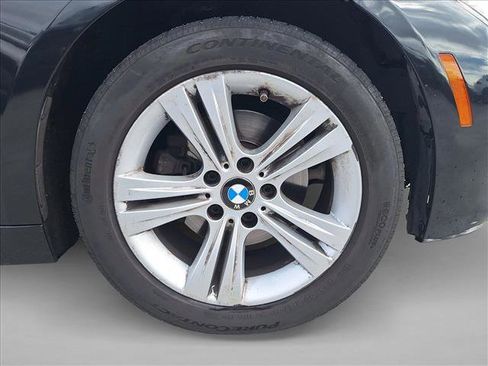 Used 2023 Toyota bZ4X Limited image 25