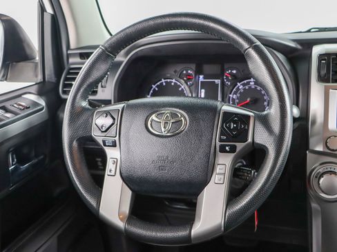 Used 2020 Toyota 4Runner SR5 image 13